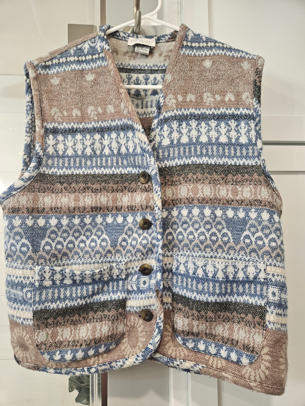Women's Van Heusen Fair Isle Knit Vest, Size Medium